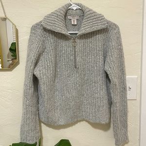 Cozy, cropped sweater